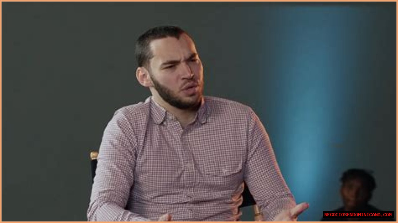 Adin Ross announces shutdown of content creator group with his friends, explains why it failed