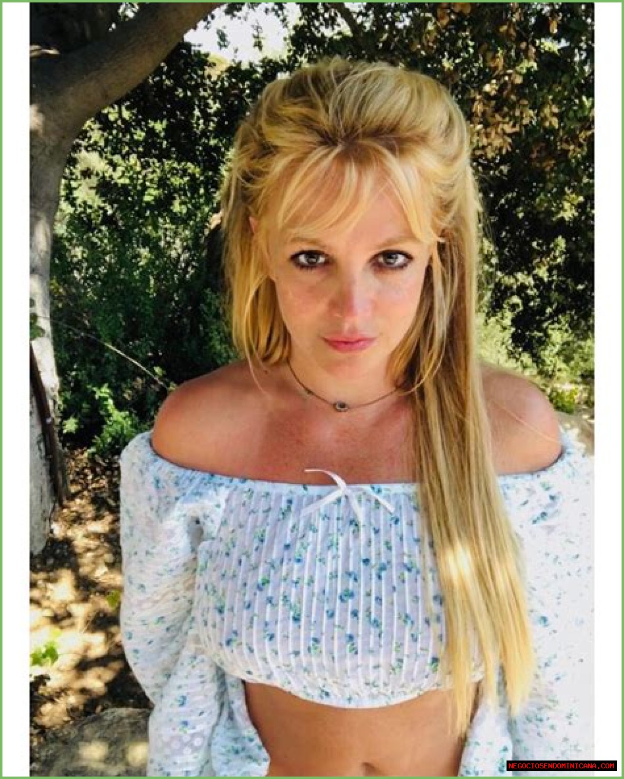 Britney Spears -- Help, I'm About to Flash Everyone!