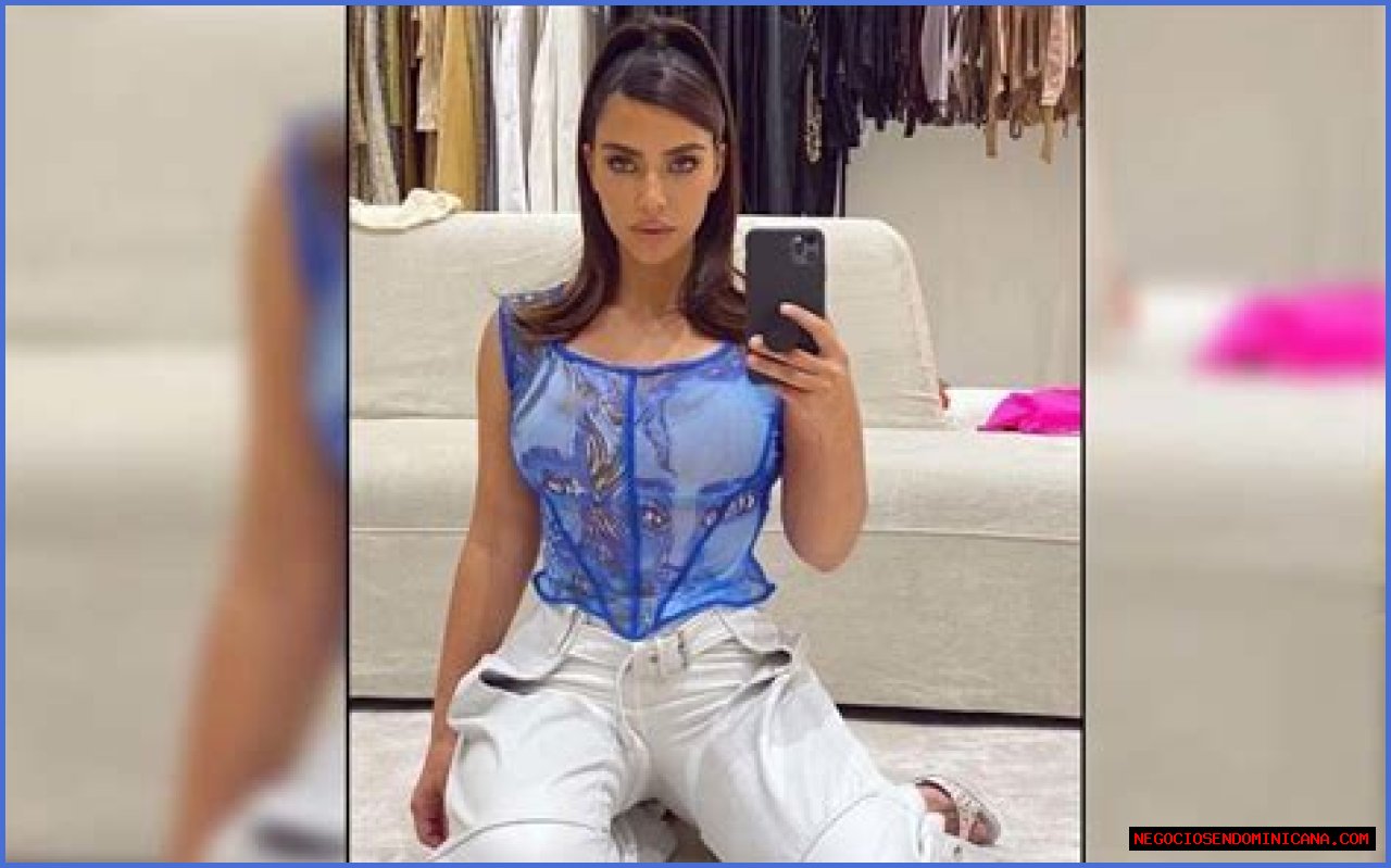 Kim Kardashian Poses In Nude SKIMS One-Piece For Beach Photoshoot – Hollywood Life