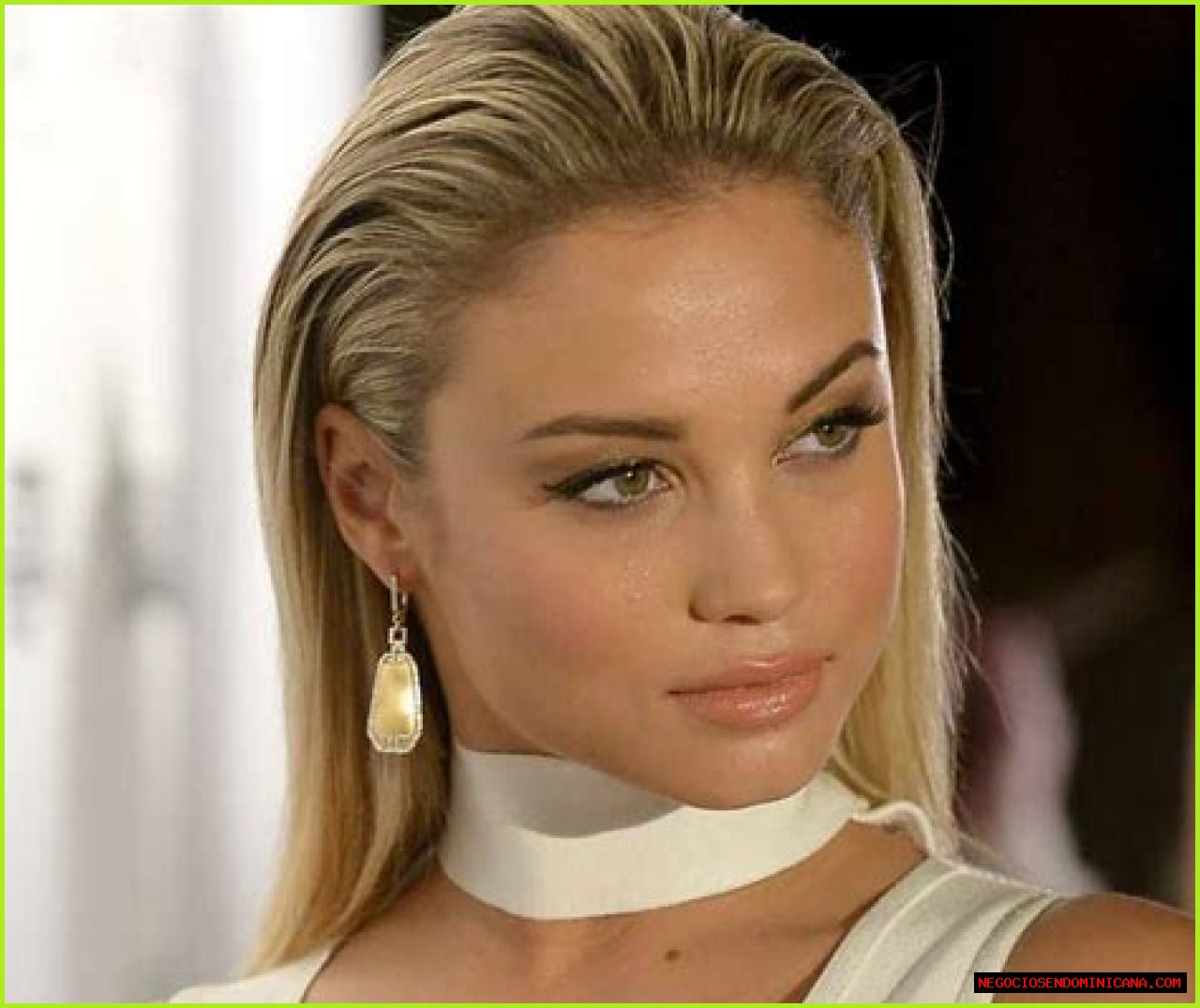 Rose Bertram Bio: Affair, Boyfriend, Family & Net Worth