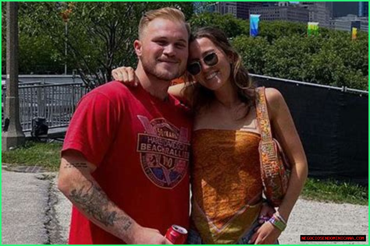 Zach Bryan Age, Wiki, Biography Height, Instagram, Girlfriend, Net Worth